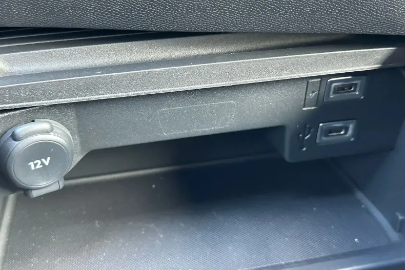 Opel Astra din 2024 cu 23.341 km - oferta OPE133725 - foto 35