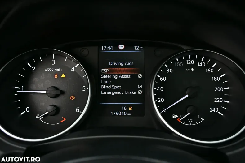 Nissan Qashqai din 2020 cu 179.000 km - oferta NIS133727 - foto 20