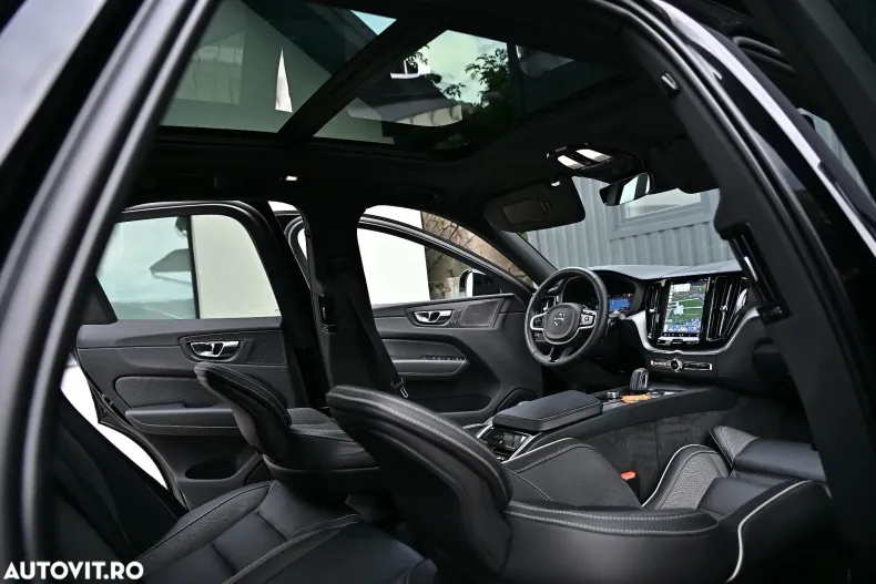 Volvo XC60 din 2021 cu 158.900 km - oferta VOL133731 - foto 16