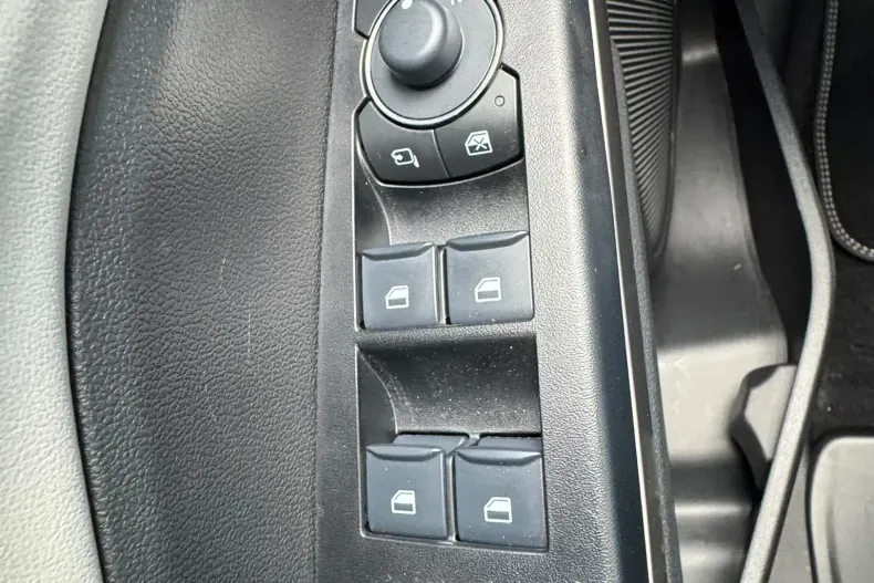 Ford Puma din 2025 cu 1.470 km - oferta FOR133733 - foto 20