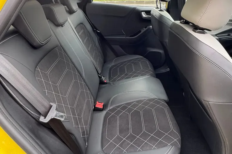 Ford Puma din 2025 cu 1.470 km - oferta FOR133733 - foto 24