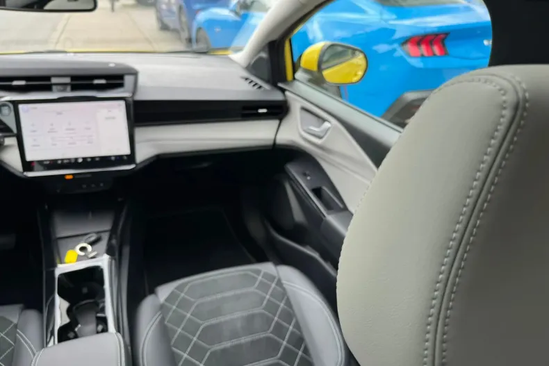 Ford Puma din 2025 cu 1.470 km - oferta FOR133733 - foto 26