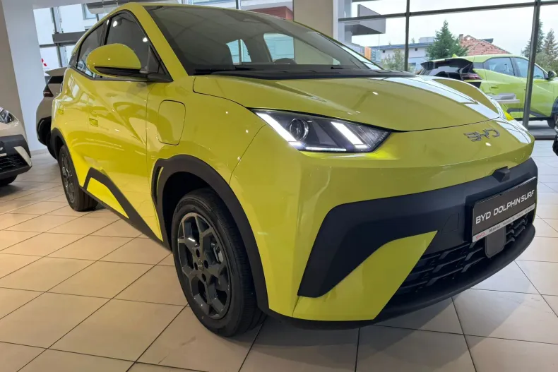 BYD DOLPHIN din 2025 cu 15 km - oferta BYD133735 - foto 2