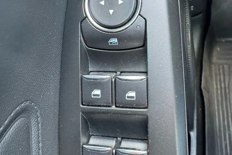 Ford Focus din 2021 cu 159.885 km - oferta FOR133740 - foto 33