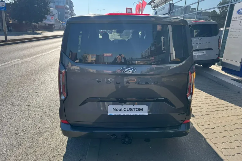 Ford Tourneo Custom din 2024 cu 5 km - oferta FOR133744 - foto 8