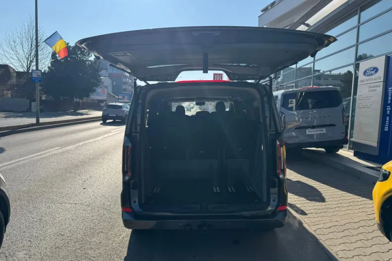 Ford Tourneo Custom din 2024 cu 5 km - oferta FOR133744 - foto 10