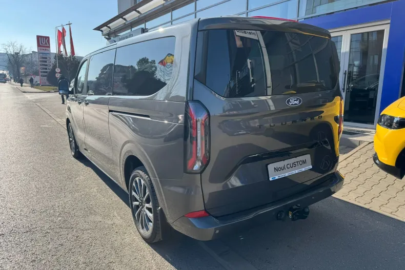 Ford Tourneo Custom din 2024 cu 5 km - oferta FOR133744 - foto 11