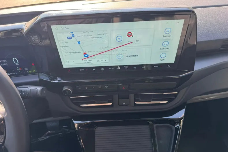 Ford Tourneo Custom din 2024 cu 5 km - oferta FOR133744 - foto 16