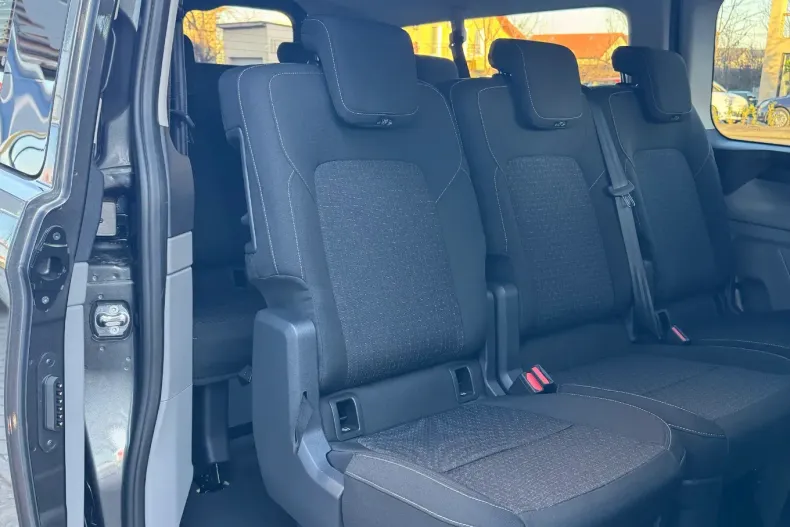 Ford Transit Custom din 2024 cu 5 km - oferta FOR133745 - foto 21