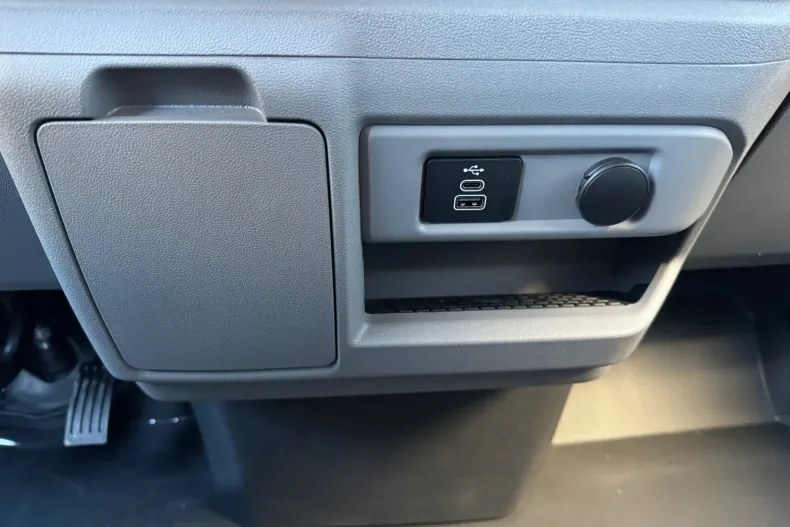 Ford Transit Custom din 2024 cu 5 km - oferta FOR133746 - foto 17