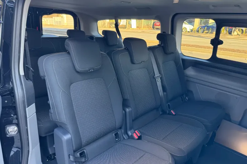 Ford Transit Custom din 2024 cu 5 km - oferta FOR133746 - foto 25