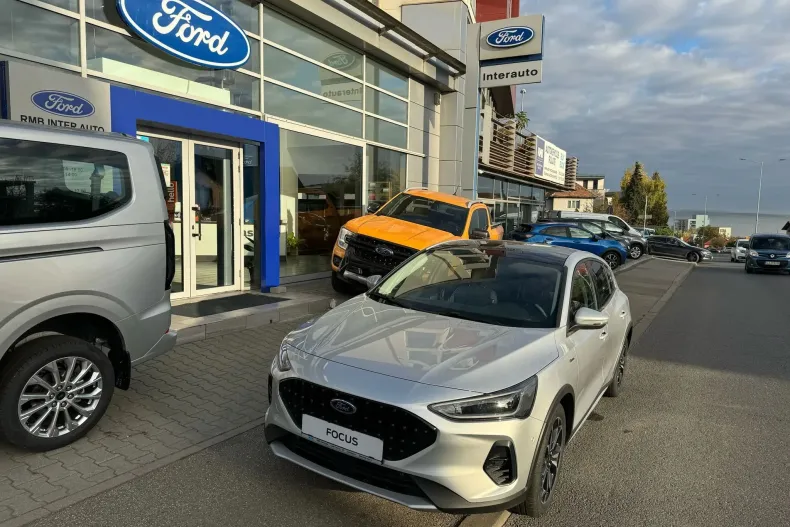 Ford Focus din 2024 cu 3.113 km - oferta FOR133748 - foto 1