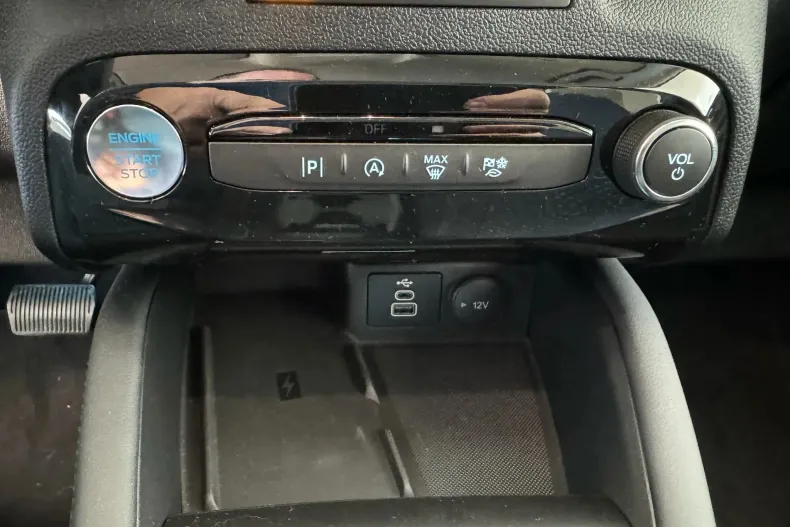 Ford Kuga din 2024 cu 44 km - oferta FOR133749 - foto 14