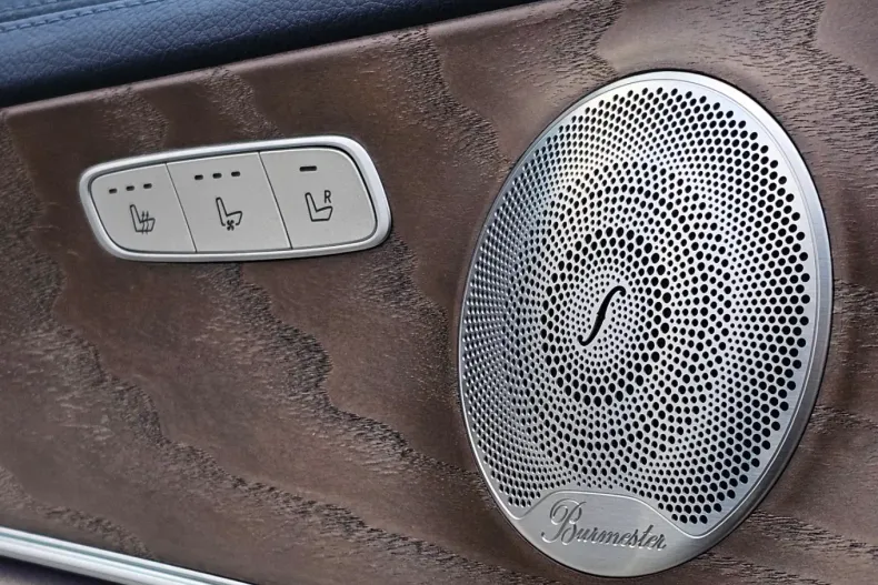 Mercedes-Benz E din 2019 cu 105.534 km - oferta MER133751 - foto 3