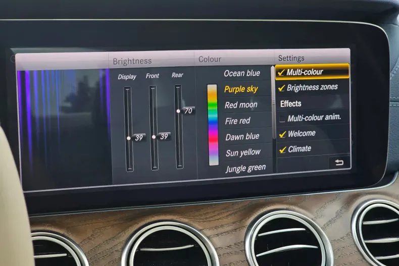 Mercedes-Benz E din 2019 cu 105.534 km - oferta MER133751 - foto 26