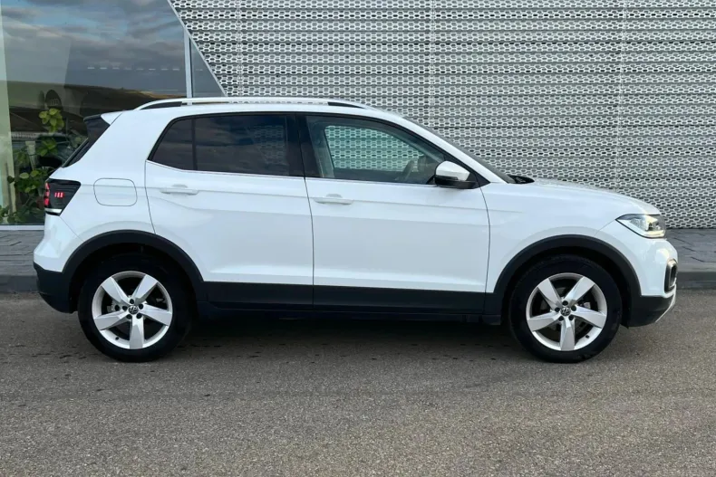 Volkswagen T-Cross din 2023 cu 20.149 km - oferta VOL133757 - foto 2