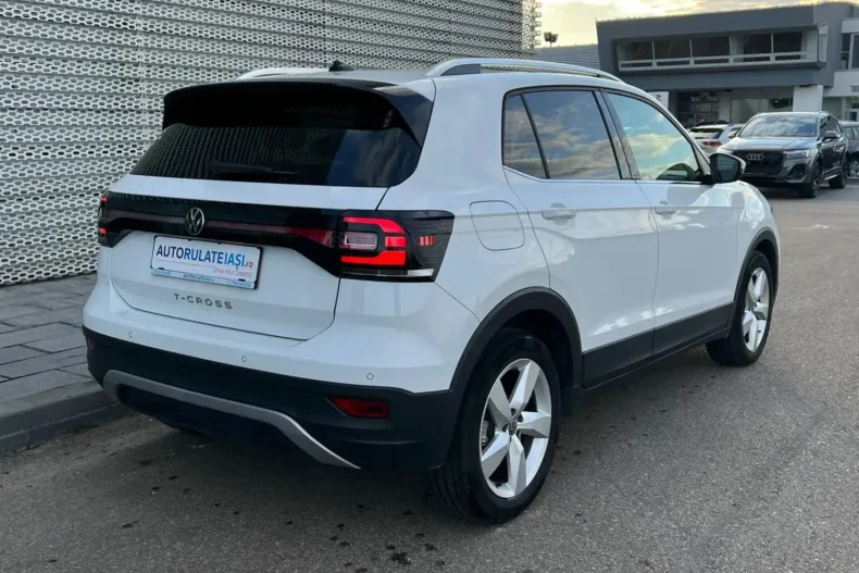 Volkswagen T-Cross din 2023 cu 20.149 km - oferta VOL133757 - foto 3