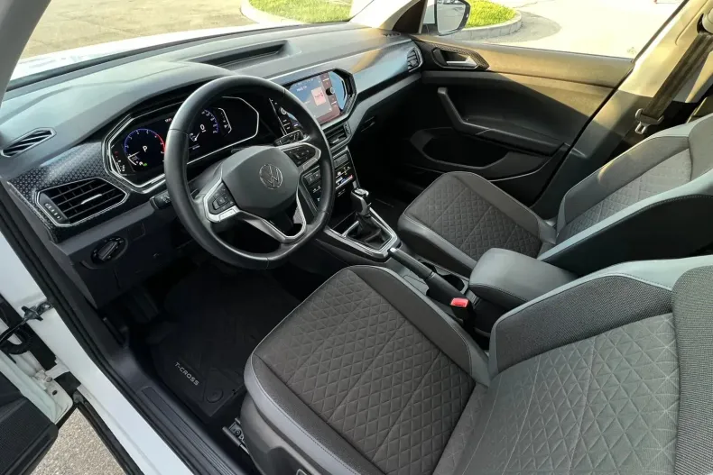 Volkswagen T-Cross din 2023 cu 20.149 km - oferta VOL133757 - foto 10