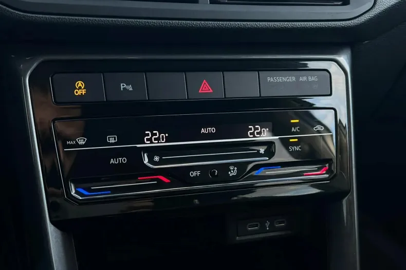 Volkswagen T-Cross din 2023 cu 20.149 km - oferta VOL133757 - foto 25