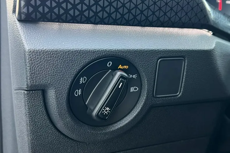 Volkswagen T-Cross din 2023 cu 20.149 km - oferta VOL133757 - foto 28