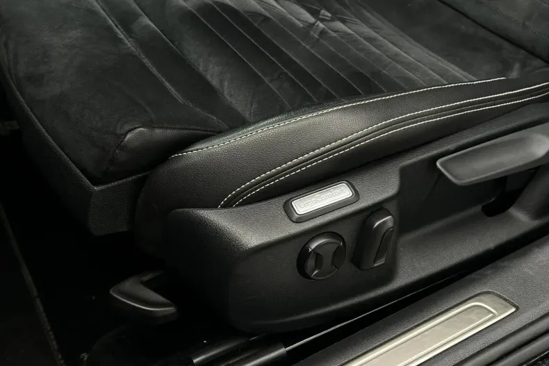 Volkswagen Passat din 2020 cu 110.926 km - oferta VOL133758 - foto 23