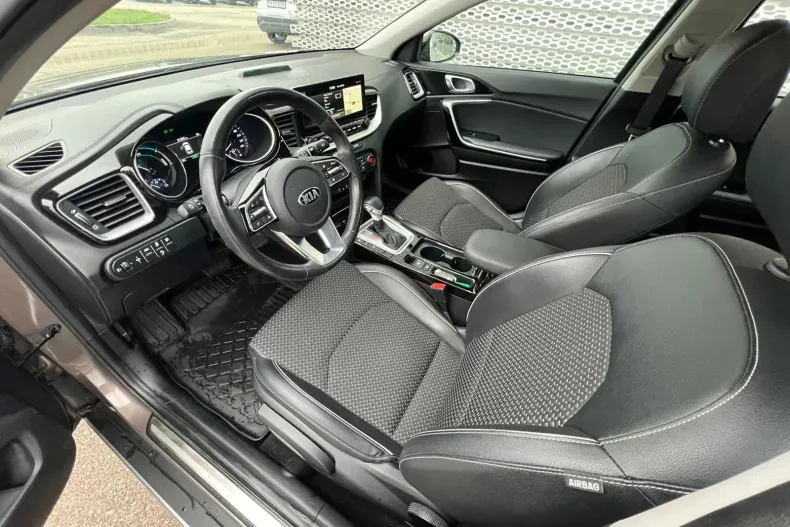 Kia XCeed din 2020 cu 39.750 km - oferta KIA133759 - foto 8