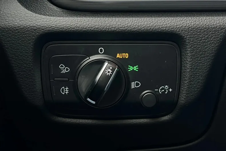 Audi A3 din 2019 cu 82.262 km - oferta AUD133761 - foto 29