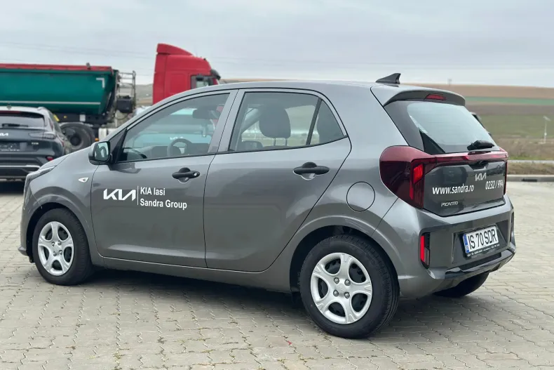 Kia Picanto din 2024 cu 5.000 km - oferta KIA133763 - foto 3
