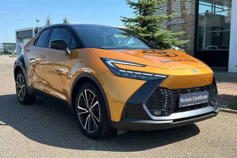 Toyota C-HR din 2024 cu 4.973 km - oferta TOY133765 - foto 1