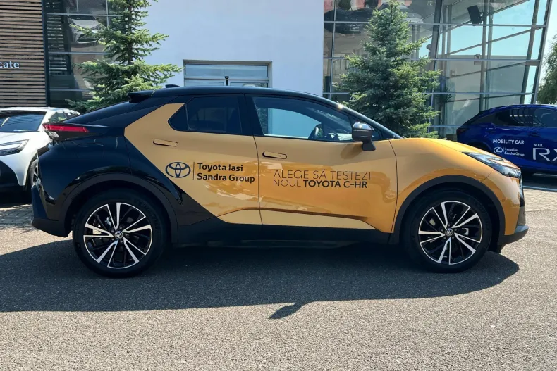 Toyota C-HR din 2024 cu 4.973 km - oferta TOY133765 - foto 2