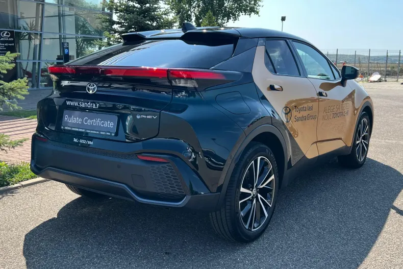 Toyota C-HR din 2024 cu 4.973 km - oferta TOY133765 - foto 3