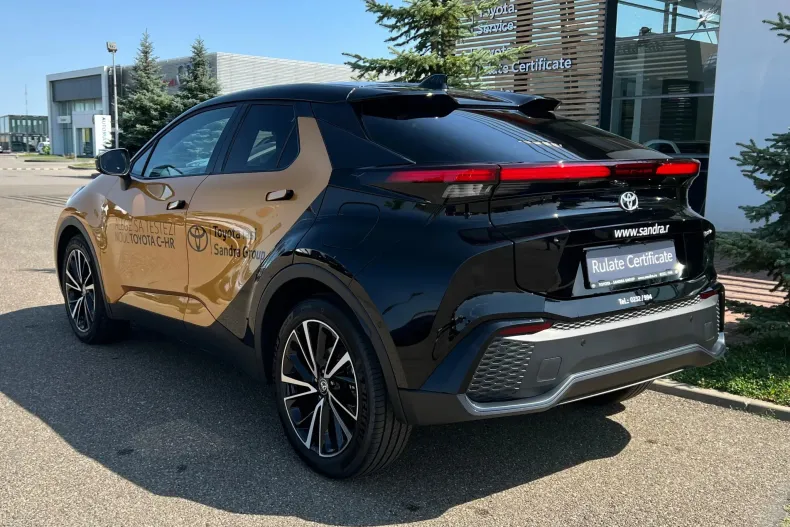 Toyota C-HR din 2024 cu 4.973 km - oferta TOY133765 - foto 5