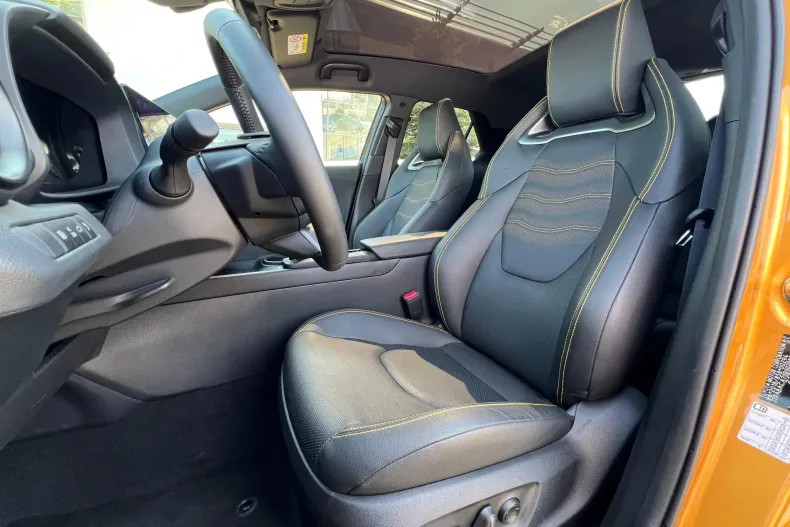 Toyota C-HR din 2024 cu 4.973 km - oferta TOY133765 - foto 10