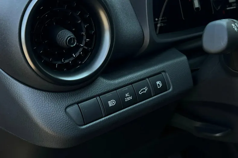 Toyota C-HR din 2024 cu 4.973 km - oferta TOY133765 - foto 14