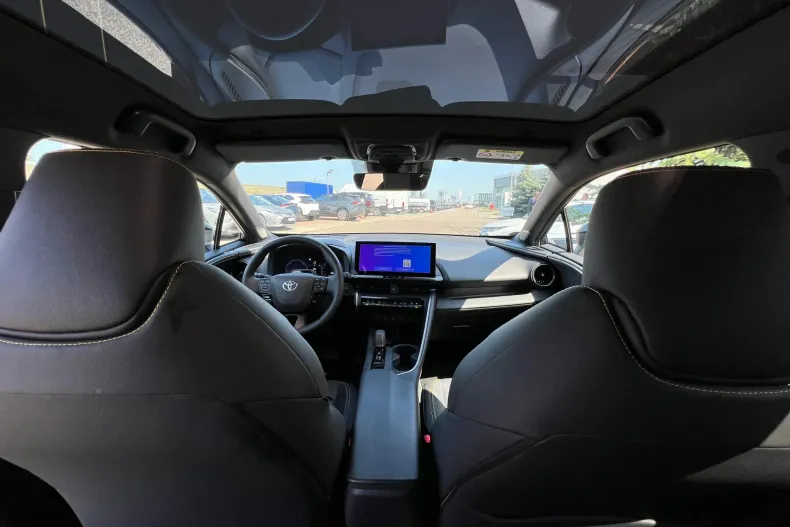 Toyota C-HR din 2024 cu 4.973 km - oferta TOY133765 - foto 17