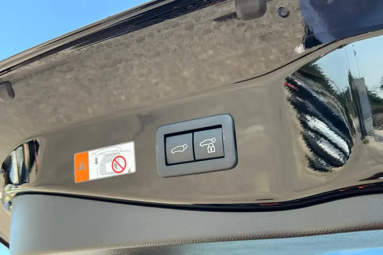 Toyota C-HR din 2024 cu 4.973 km - oferta TOY133765 - foto 25