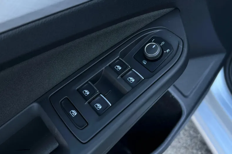 Volkswagen Golf din 2021 cu 132.242 km - oferta VOL133766 - foto 31