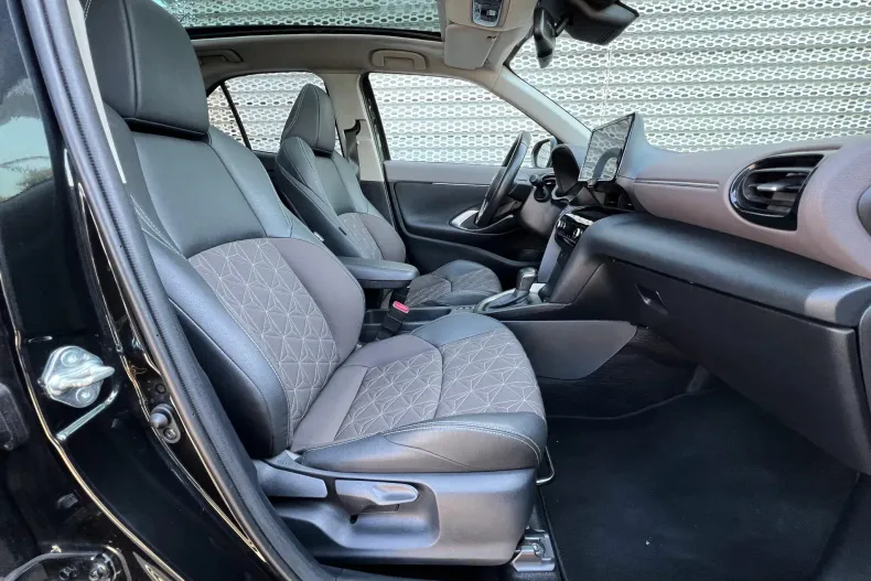 Toyota Yaris Cross din 2023 cu 80.290 km - oferta TOY133770 - foto 13