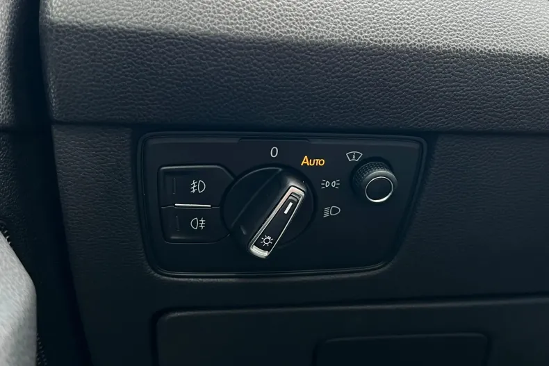 Volkswagen Passat din 2019 cu 157.126 km - oferta VOL133771 - foto 35