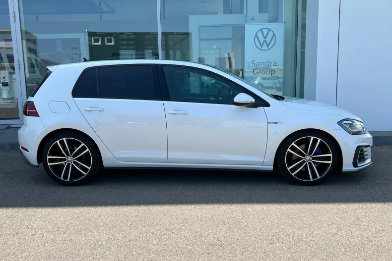 Volkswagen Golf din 2020 cu 83.670 km - oferta VOL133773 - foto 2