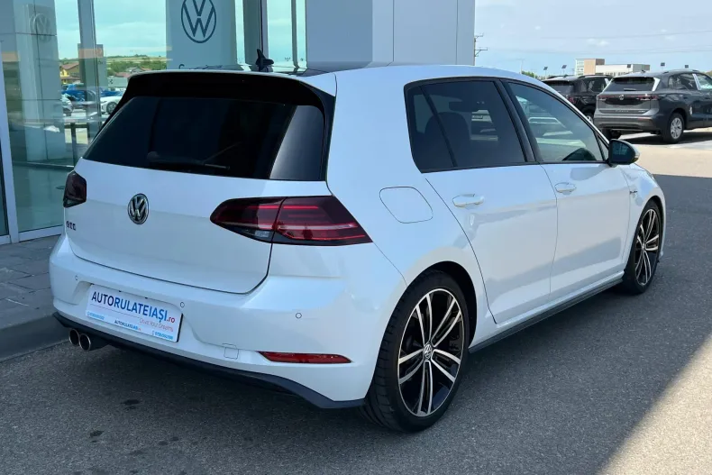 Volkswagen Golf din 2020 cu 83.670 km - oferta VOL133773 - foto 3