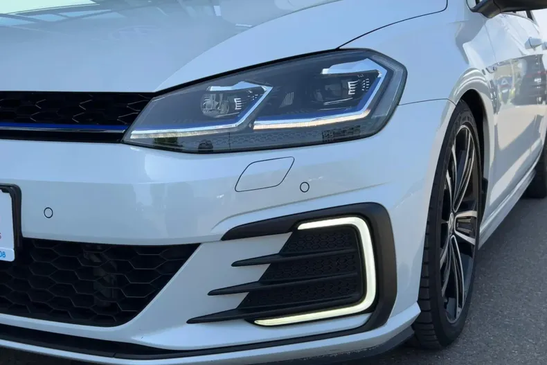 Volkswagen Golf din 2020 cu 83.670 km - oferta VOL133773 - foto 9