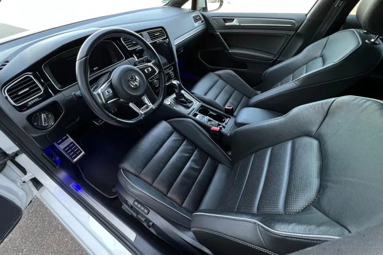 Volkswagen Golf din 2020 cu 83.670 km - oferta VOL133773 - foto 13