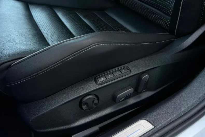 Volkswagen Golf din 2020 cu 83.670 km - oferta VOL133773 - foto 15