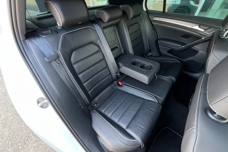 Volkswagen Golf din 2020 cu 83.670 km - oferta VOL133773 - foto 19