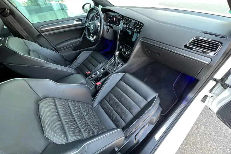 Volkswagen Golf din 2020 cu 83.670 km - oferta VOL133773 - foto 21
