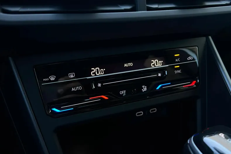 Volkswagen Taigo din 2022 cu 61.915 km - oferta VOL133774 - foto 32