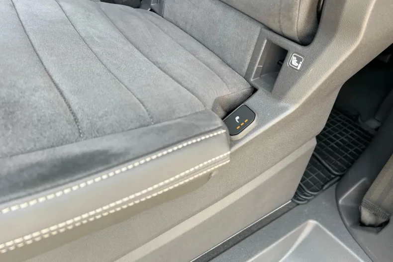 Volkswagen Multivan din 2024 cu 22.889 km - oferta VOL133775 - foto 14