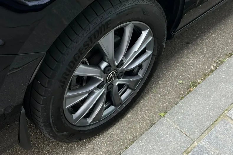 Volkswagen Multivan din 2024 cu 22.889 km - oferta VOL133775 - foto 37