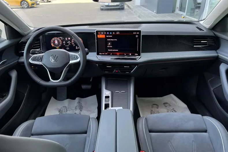 Volkswagen Passat din 2025 cu 1.402 km - oferta VOL133776 - foto 13